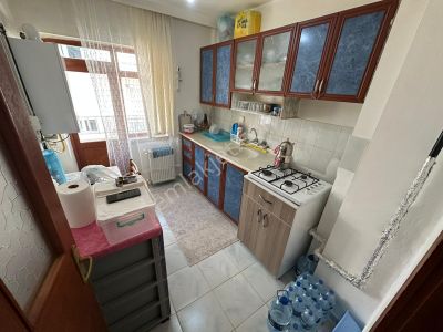 Hayal'den Akşemsettin Mh^de Çift Balkonlu Geniş Ara Katta Ön Cp. 3+1 Kupon Daire '