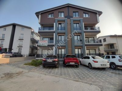 İncek Satlık 1+1 Geniş Balkonlu Yerden Isıtma Ara Kat Daire