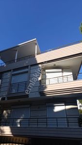 Efeler’de Denize 70m Mesafede Ayrı Mutfak Dublex