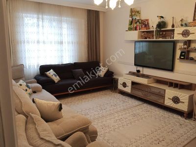 Gaziler Emlak'tan Hesaplı 3+1 Hastane Caddesi Daire