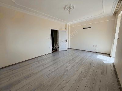 Tur-beylerden Aydınevlerde Ultra Geniş Satılık 4+1 Daire