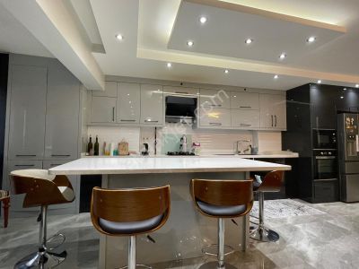 Binyapıdan Kuşpınarda Cadde Üzeri 4+1 Yenilenmiş Daire