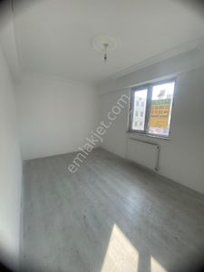 Satlık Sıfır 3+1 Daire 3.kat 2.900.000 Tl.abdülhamithan Cami Civarı.