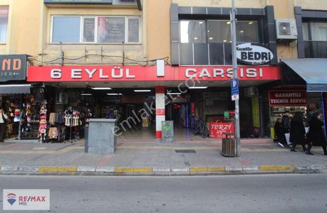 Altıeylül Pasajında 80 M² Dükkan Yüksek Vitrin, Kiracılı