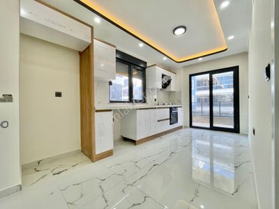 Berkay Demirel'den Altınkumda Ebeveyn Banyolu Sıfır 2+1 Daire