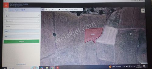 Çankırı Bayramören Merkez Mahallesinde 898 Metrekare Tarla