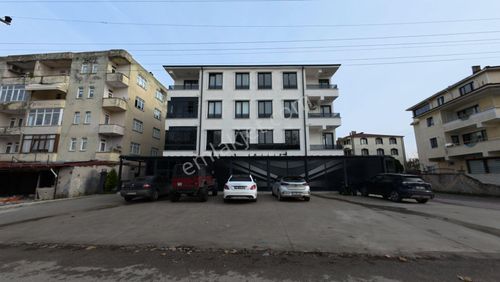 Sakarya Kocaalide Merkezi Konumda Satılık 2+1 Sıfır Lüks Daire
