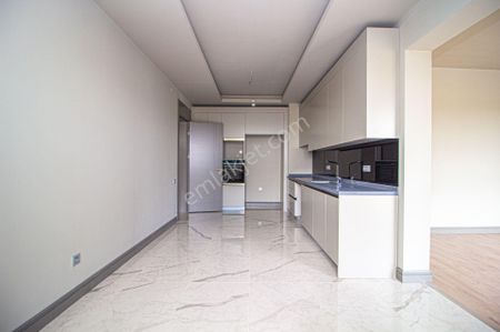 Kent İncek'te Yerden Isıtma Kiralık 4+1 Daire/ Enbatı A.ş.