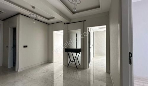 Ev Sahibi İletişim: O538 839’ O679 ☎️ Sahibinden Çiğli'de Kiralık 3+1 Yeni Daire