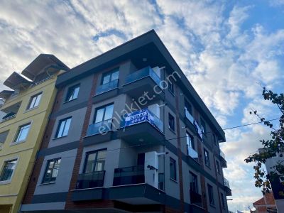 Cumhuriyet Mahallesinde 1+1 Eşyalı Kiralık Daire