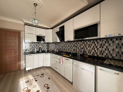 Kalecik Emlak'tan Merkez Mahallesin'de Manzaralı Sitede 4+1 Daire