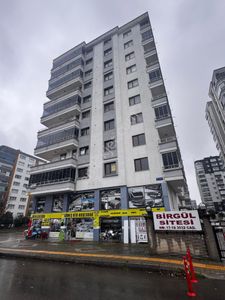 Truva // Onur Gündüzcü'den Cağaloğluna Cephe Geniş Kiralık 3+1