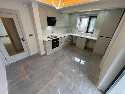 Menderes Mh.de !en Gözde Yerinde! 2+1 Çift Banyolu Satılık Daire