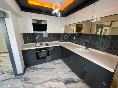 Akşemsettin Mh 4+1 Bağımsız Ebeveyn Banyolu Full+full Yapılı Dubleks Teras Daire