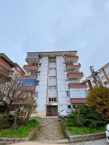 Bizim Emlaktan Salı Pazarı Yürüyüş Yolunda Bakımlı 3+1 Daire