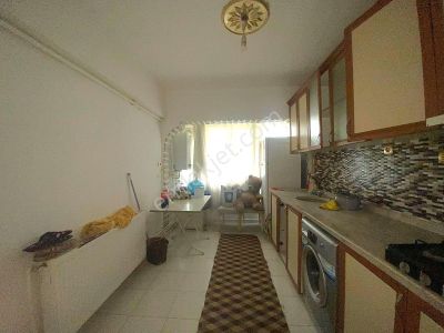 Koza Emlaktan Mareşal Çakmak Mah. Ara Katta Bağımsız Eşyalı 3+1