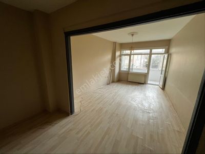 Nuhkuyusu Caddesi Üzerinde 2+1 Kiralık Daire