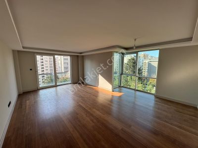 Nova'dan Erenköy'de Güvenlikli Site'de 3+1 Daire