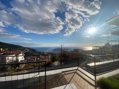 Alanya Tepe Mahallesinde Satılık Villa Ve Arsası