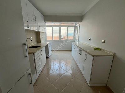 Asil'den Poligonda Cadde Paraleli 3+1 İçi Yapılı Köşe Daire