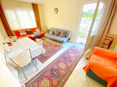 🌀gültaş Emlaktan Akçayda Satılık 2+1 Bahçe Kullanımlı Harika Lokasyonlu Daire