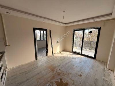 Manisa Alaşehir Alper Gayrimenkuldn İstasyon Mah Ara Kat Yeni Bina Doğalgzlı 1+1