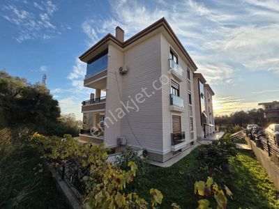 Altınoluk Köy Yolu Üzeri 3+1ayrı Mutfak 25 M2 Müştemilatlı Daire