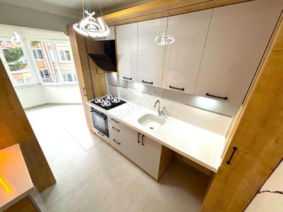 𝄞melodi'den Akçay Merkez'de Çift Cephe Ara Kat Ayrı Mutfaklı Tasarım Harikası 2+1 Daire