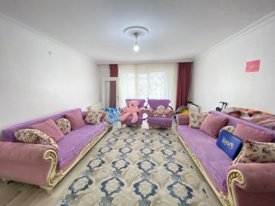 Başak'da Kültür Merkezi Yakını 3+1 1. Katta Asansörlü Kök Tapu Satılık Daire !!!