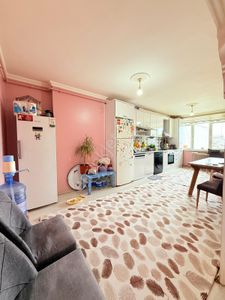 M-26 Arifiye Çarşı Merkezi Devasa Büyüklük Satılık 2+1 Daire