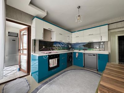 (1170) Keçiören Bademlikte Kat Konumunda Asansörlü Satılık 3+1 Daire