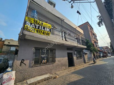 Seyhan Da Gülpınar Mh Salı Pazarına Yakın 200 Mt 3+1 2 Katlı Müstakil Ev