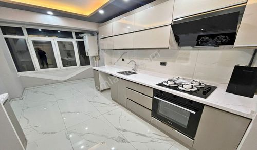 Bademlik Pazar Yeri Yakını 3+1 Katta Lüks Yapılı Sınırsız Kredi