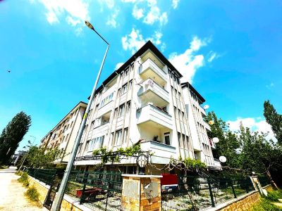 𝄞melodi'den İkizçay'da 3+1 Doğa Manzaralı Ön Cephe Arakat Ayrı Mutfaklı Satılık Daire