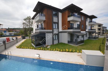 Yalancı İlanlara Son Karasu Da Deniz Keyfi Ve Havuz Keyfi Bir Arada 2+1 Daire