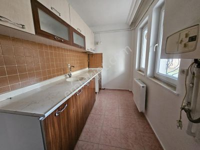 Karapürçek'te Merkezi Konumda Kilerli Masrafsız 2+1 Satılık Daire !!