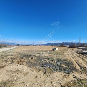 Ev Ve Araç Takasına Uygun Köy Yerleşim Sınırında 30 Dönüm Tarla