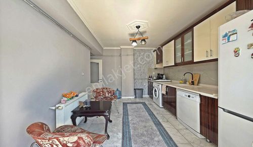 Keçiören Ataparkta Katta Teras Balkonlu Kök Tapu Asansörlü Daire