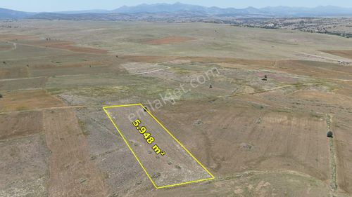 Akören Çatörende 5.948 M² Tek Tapu Verimli Tarla