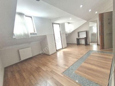 Üsküdar Merkezdevalide İ Atik Mh De1+1 Seklinde Ayrı Mutfakli