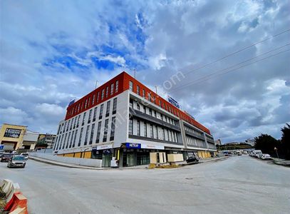 Ana Cadde Cepheli 197 M2 Mağaza Hadımköy Ticarethane Metkapta!