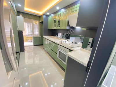Sincan Atatürk Mhde 3+1 Kat Konumunda Yüksek Giriş Full Yapılı Merkezi Konumda Daire