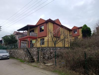 Gölcük Değirmendere Topçularda Villa