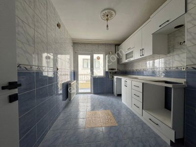 Karakaya Mahallesi'nde Park Manzaralı 3+1 Daire!