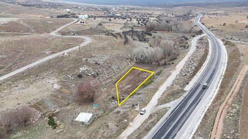 Konya / Meram / Sarıkız Mahallesinde 1.071 M² Asfalt Yola Cephe Tarla