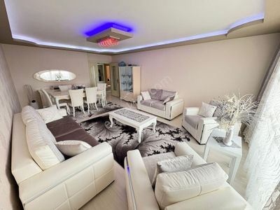 İmaremlak2'den Saray Cadde Üzerinde 3+1 175m2 3 Cepheli Site