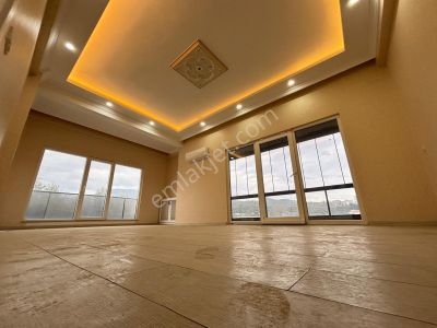 Mera Emlaktan Kadıköy Mh. Havuz Manzaralı 3+1 Ultralüx Daire