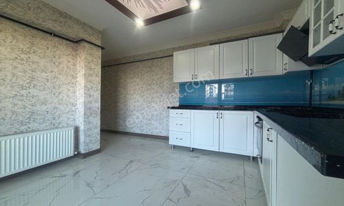 Bulvar'dan Keçiören Da Full Yapılı Giriş 3+1 Daire!!!!!