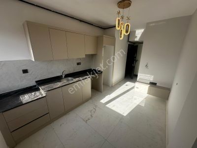 Asansörlü Arakat Uygun Fiyatlı Yatırımlık 1+1 Satılık Apart