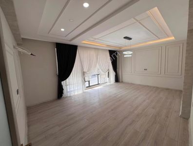 Bakırköy Şenlikköy Mah Sahibinden Kiralık 2+1 Daire Sahibi İletişim: 0538 043 ’9789 ▪️